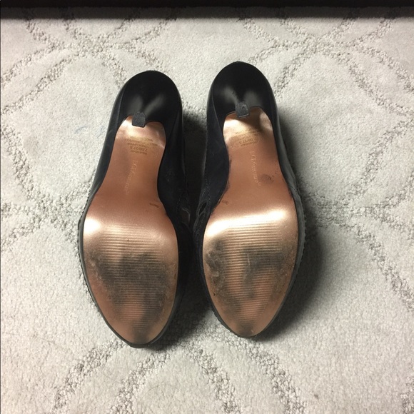 BCBG BOOTIES - Picture 4 of 5